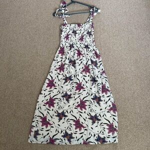 Aritzia golden hour midi dress size small